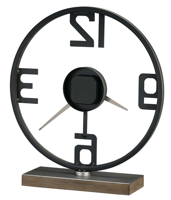 Hollis Accent Clock